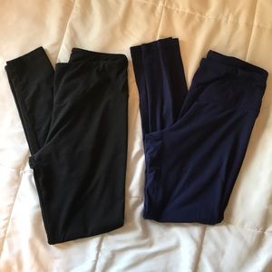LOT- 2 leggings-workout/yoga